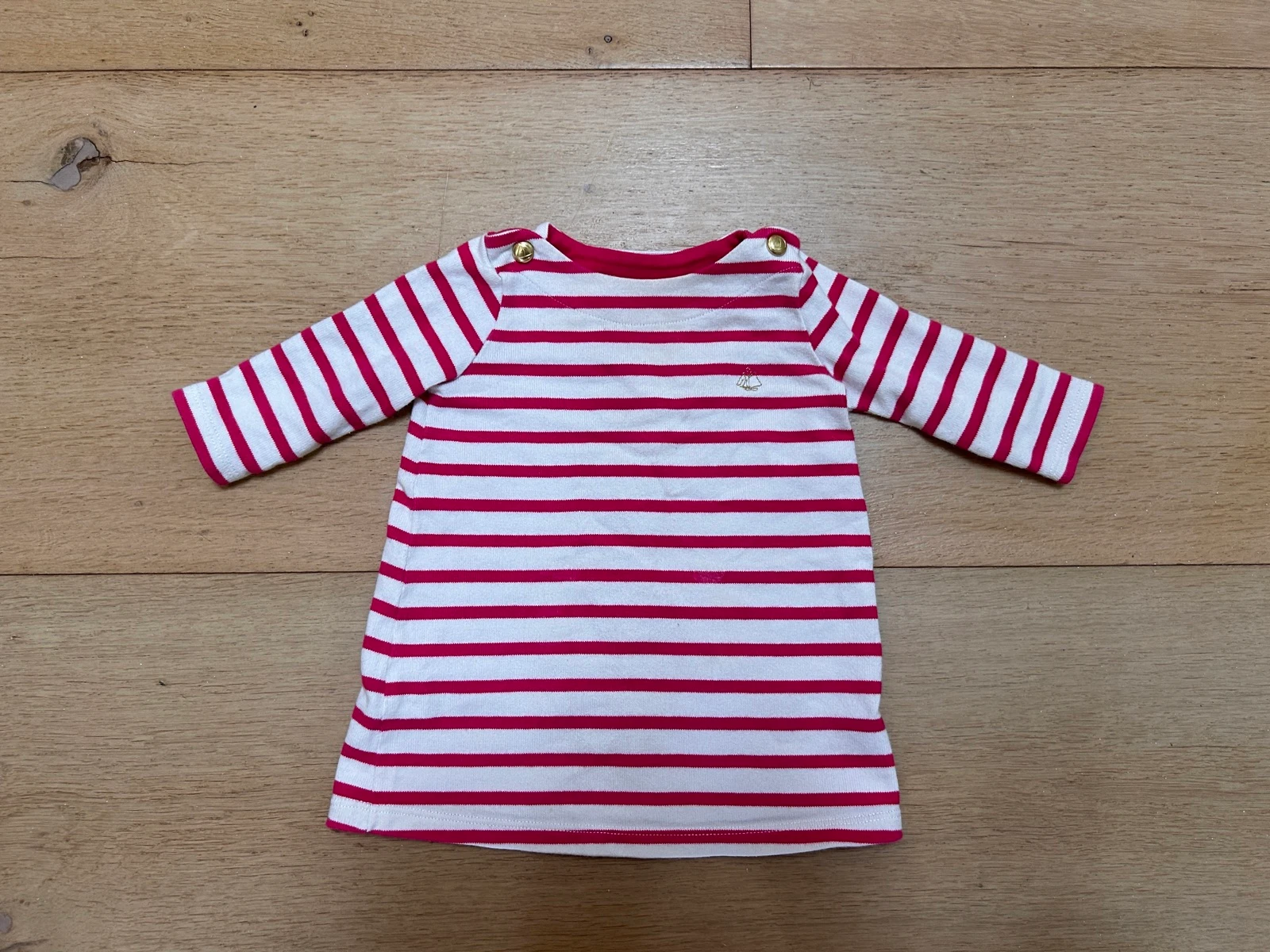 Schattig jurkje met roze strepen Petit Bateau